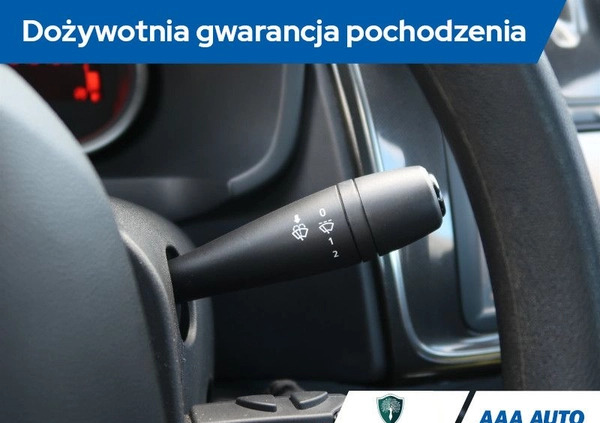 Dacia Logan cena 33000 przebieg: 67068, rok produkcji 2017 z Olkusz małe 232